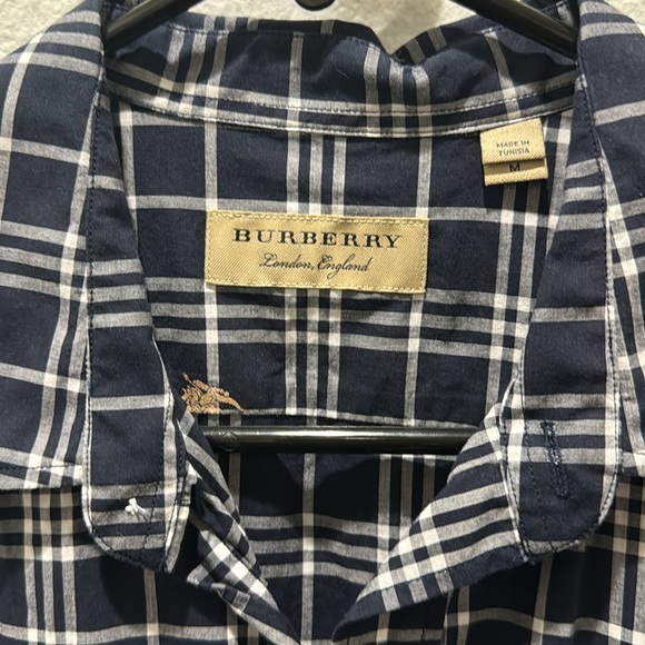 Burberry London England button down size Medium - Picture 2 of 3